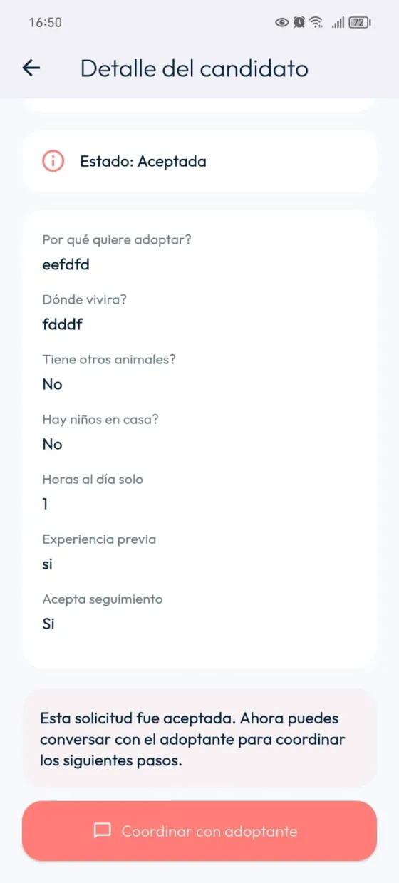 Detalle del candidato con estado Aceptada, respuestas y botón Coordinar con adoptante.