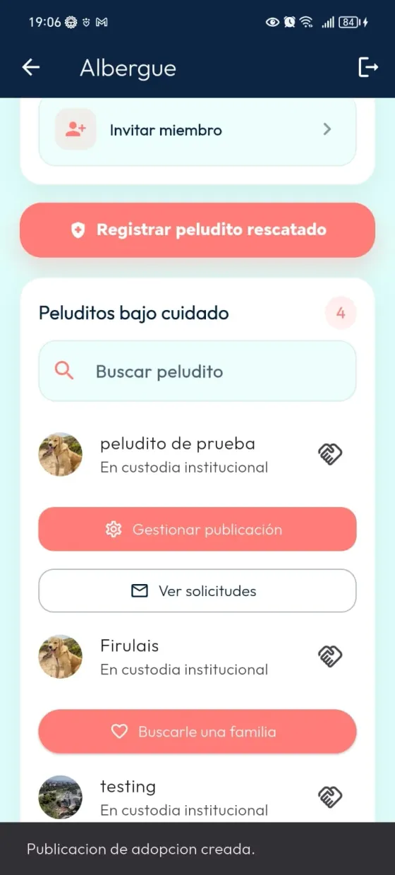 Listado del Albergue con Publicación de adopción creada y controles Gestionar publicación y Ver solicitudes.