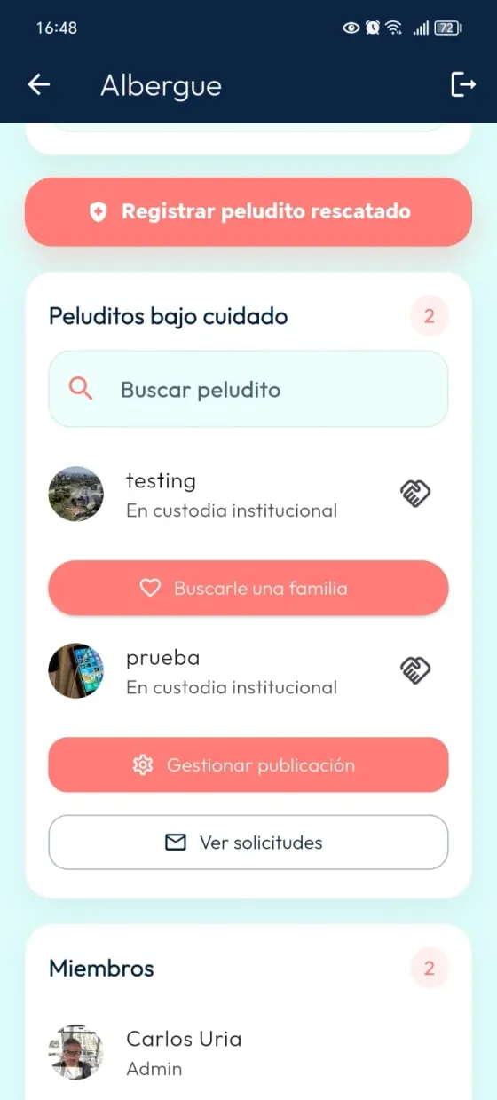 Pantalla del Albergue con el botón Registrar peludito rescatado.
